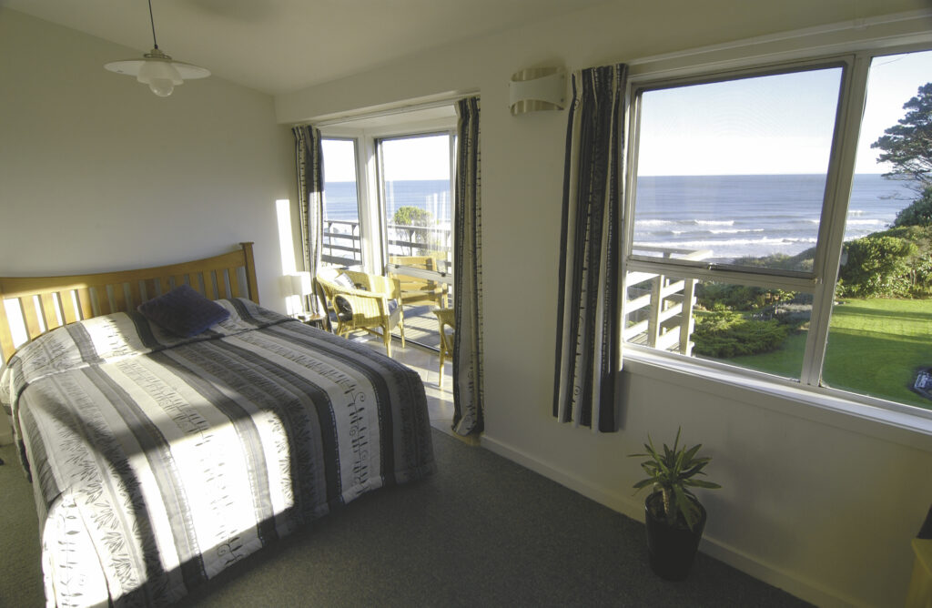 Breakers Boutique Accommodation