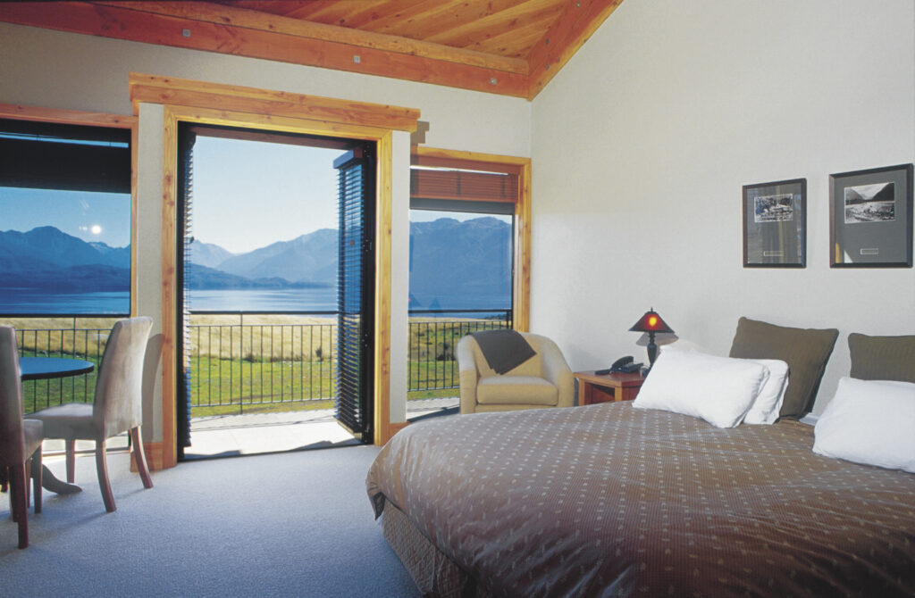 Fiordland Lodge