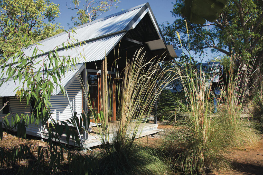 Anbinik Kakadu Resort