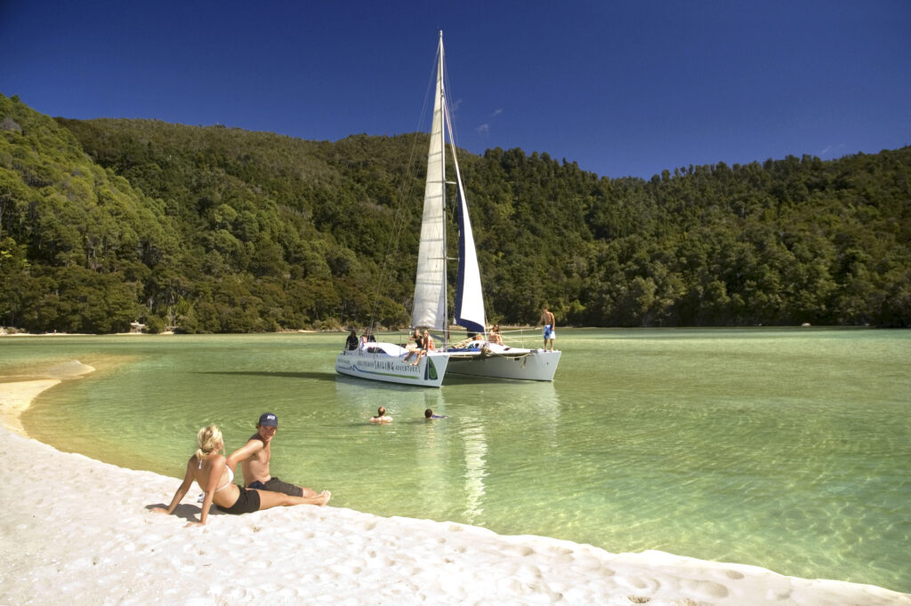 Abel Tasman Kajak-, Wander- und Segelausflug