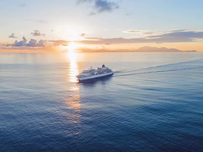 Hapag-Lloyd Cruises HANSEATIC EUROPA