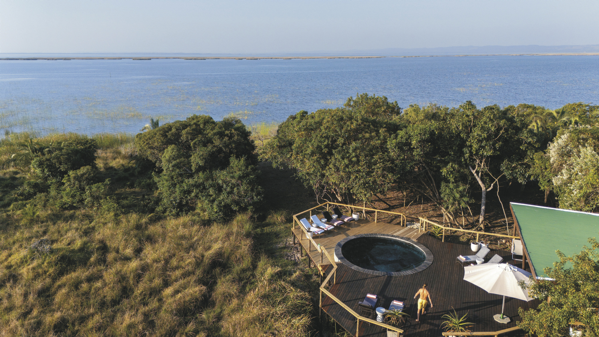 Makakatana Bay Lodge